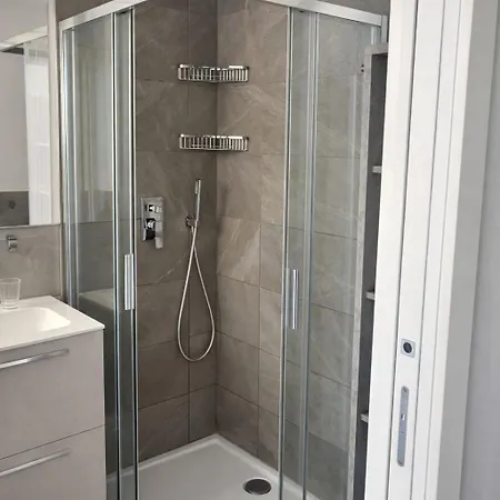 Appartamento Lido With Pool Balcony & Nearby Lido di Jesolo